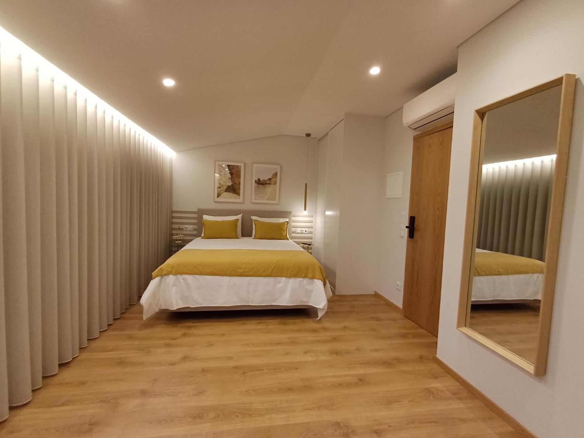 Oporto Suites Moreira  Ngoại thất bức ảnh